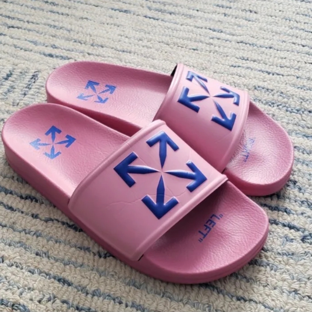 Off- White Pool Slides